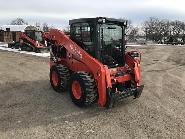 Image of Kubota SSV75 equipment image 2