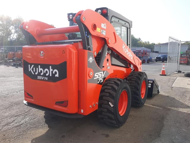Image of Kubota SSV75 equipment image 3