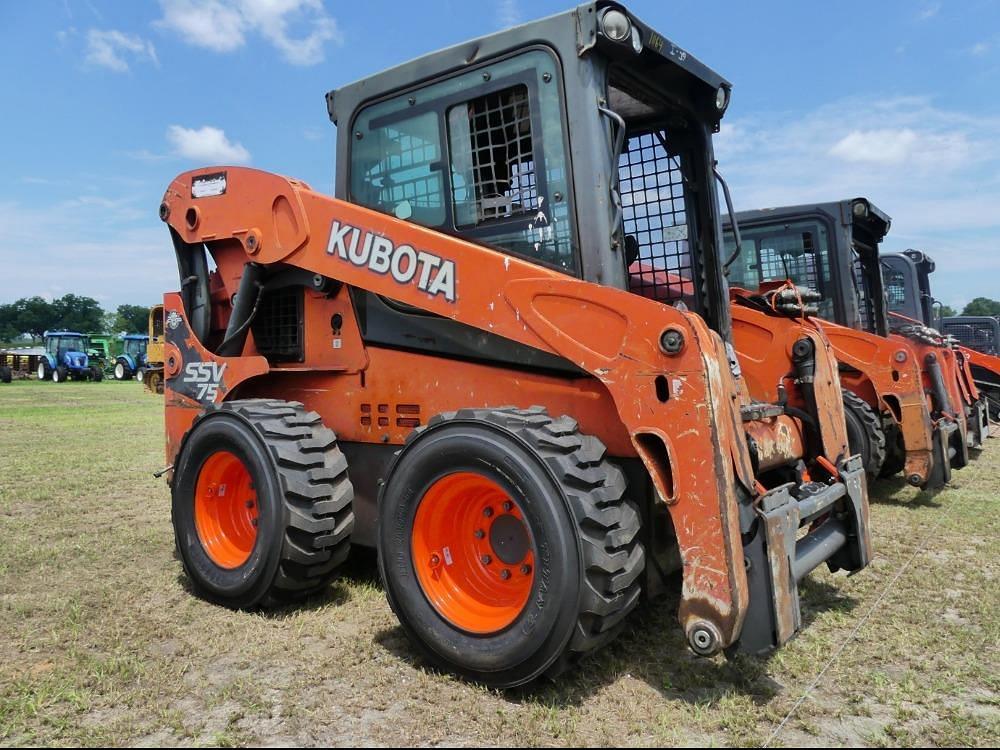 Image of Kubota SSV75 Primary image