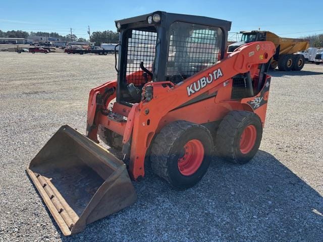 Kubota SSV75 Equipment Image0