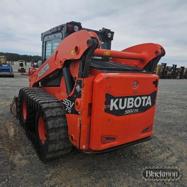 Image of Kubota SSV75 equipment image 4