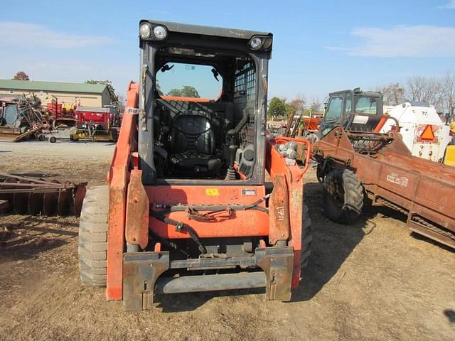 Image of Kubota SSV75 equipment image 2