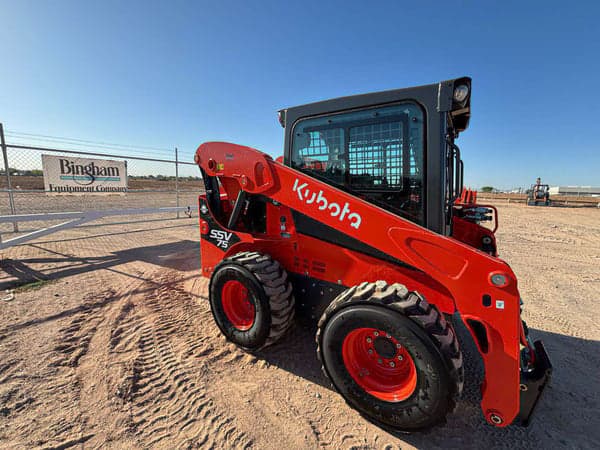 Image of Kubota SSV75 equipment image 1