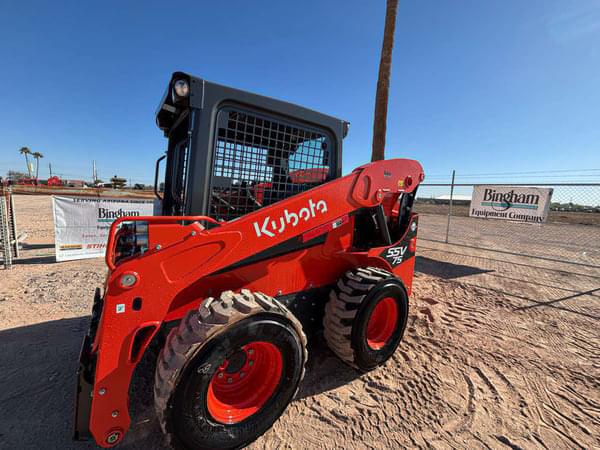 Image of Kubota SSV75 equipment image 4