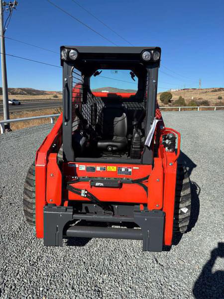 Image of Kubota SSV75 equipment image 2