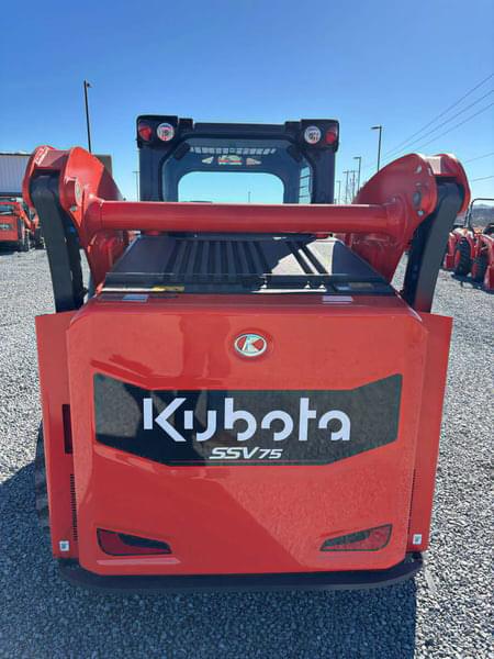 Image of Kubota SSV75 equipment image 3