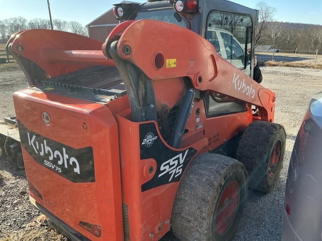 Image of Kubota SSV75 Image 1