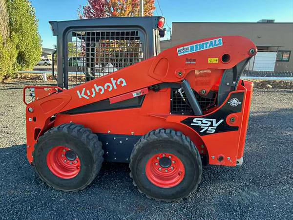 Image of Kubota SSV75 Primary image