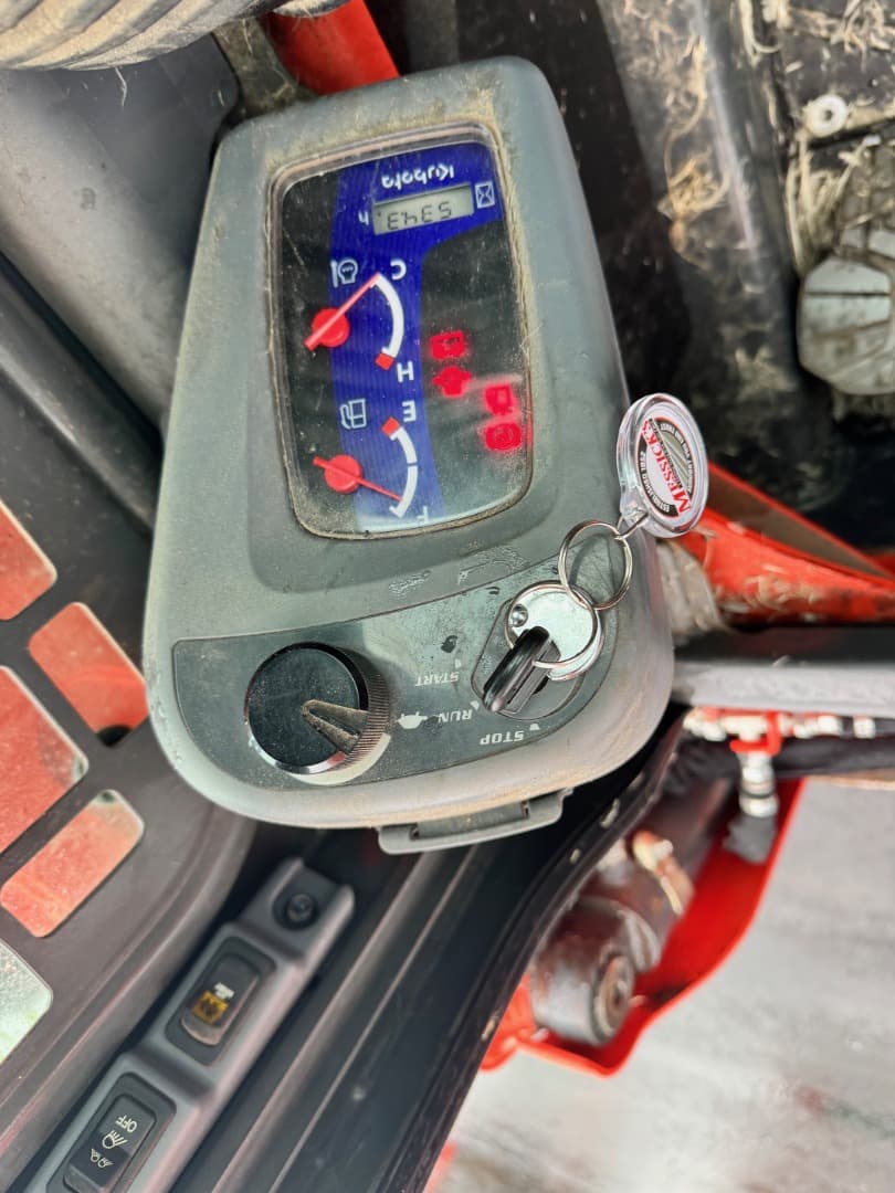 Image of Kubota SSV75PHFRC Image 1