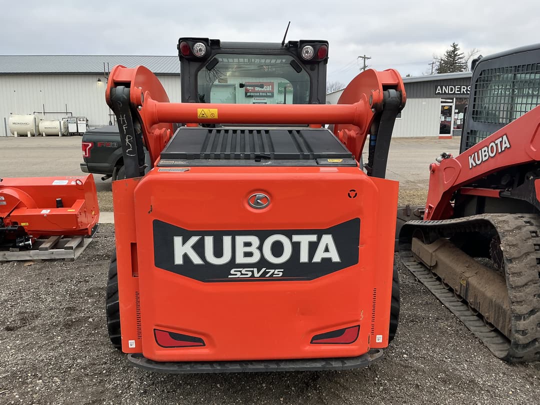 Image of Kubota SSV75PHFRC Primary Image