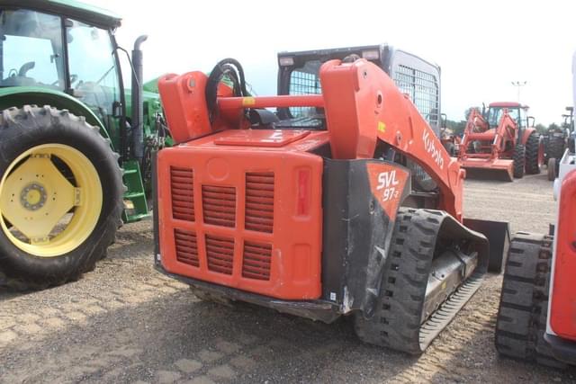 Image of Kubota SVL97-2 equipment image 2