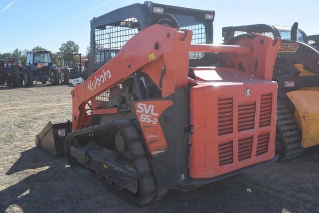 Image of Kubota SVL65-2 equipment image 2