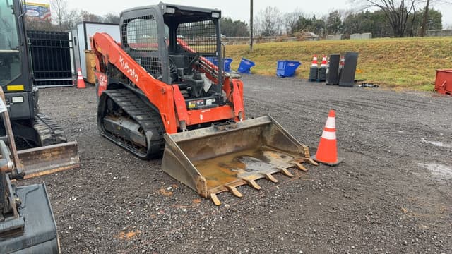 Image of Kubota SVL65-2 equipment image 2