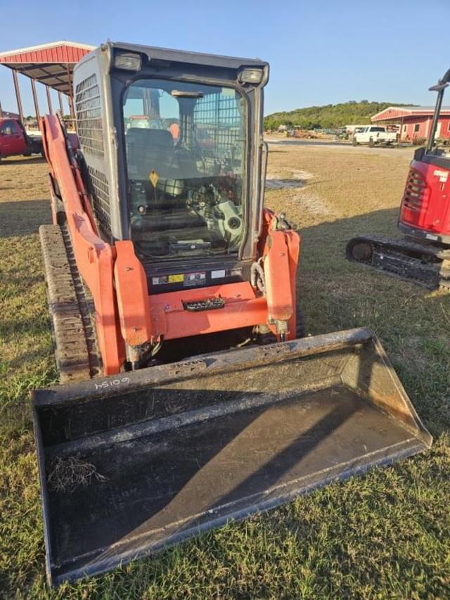 Image of Kubota SVL75-2 equipment image 2