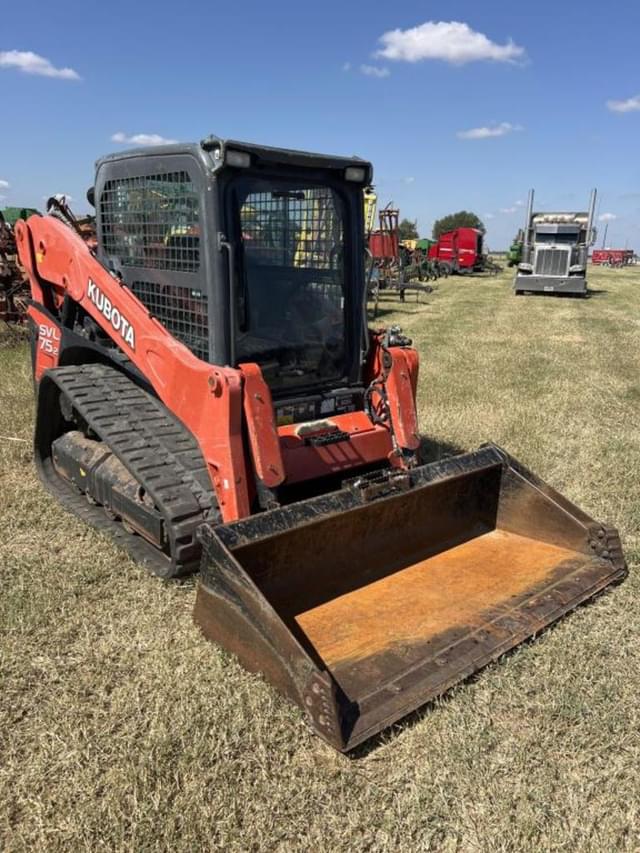 Image of Kubota SVL75-2 equipment image 4
