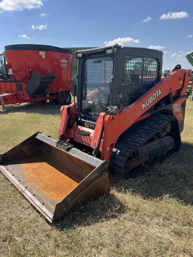 Image of Kubota SVL75-2 equipment image 2