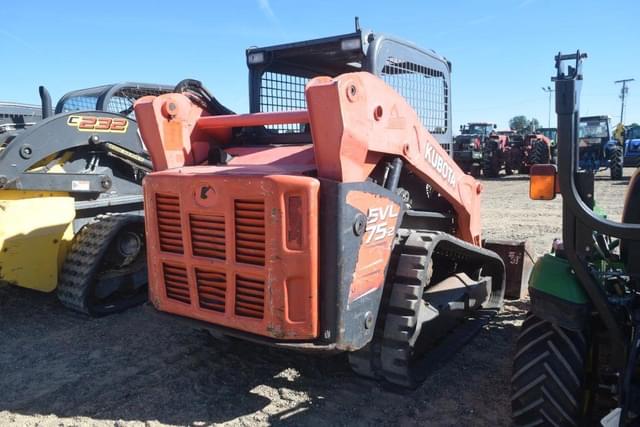 Image of Kubota SVL75-2 equipment image 2
