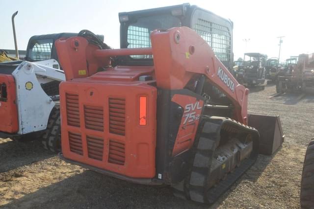 Image of Kubota SVL75-2 equipment image 2