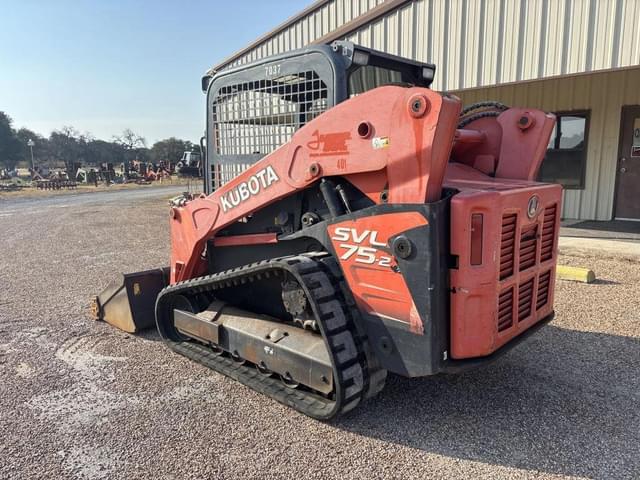 Image of Kubota SVL75-2 equipment image 2