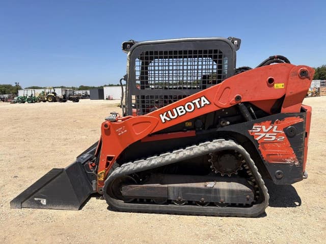 Image of Kubota SVL75-2 equipment image 1