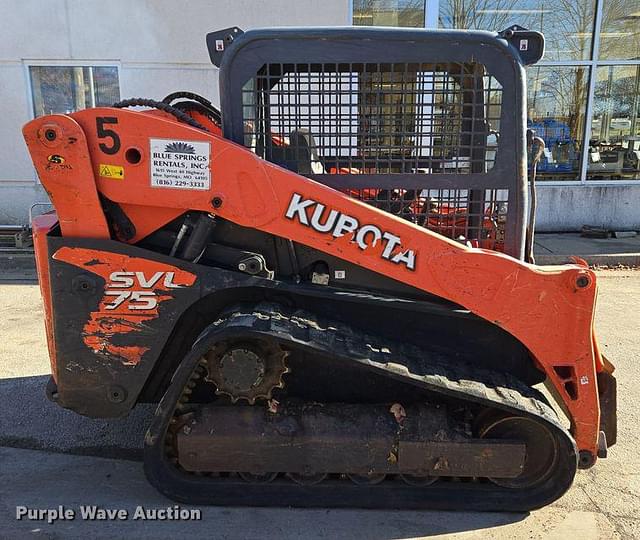 Image of Kubota SVL75-2 equipment image 3