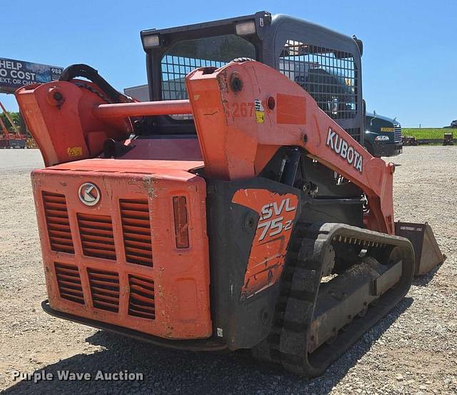 Image of Kubota SVL75-2 equipment image 4