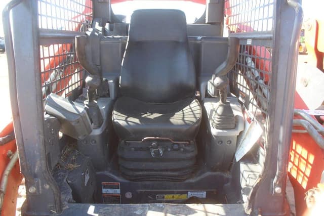 Image of Kubota SVL75-3 equipment image 4