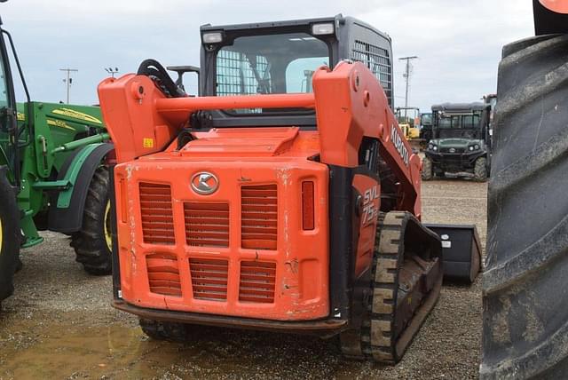 Image of Kubota SVL75-2 equipment image 2