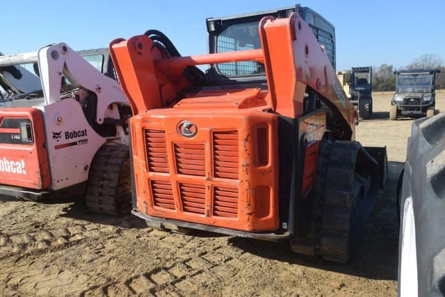 Image of Kubota SVL90-2 equipment image 2