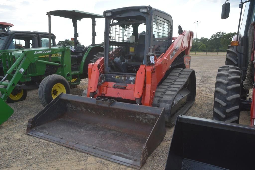 Kubota SVL90-2 Equipment Image0