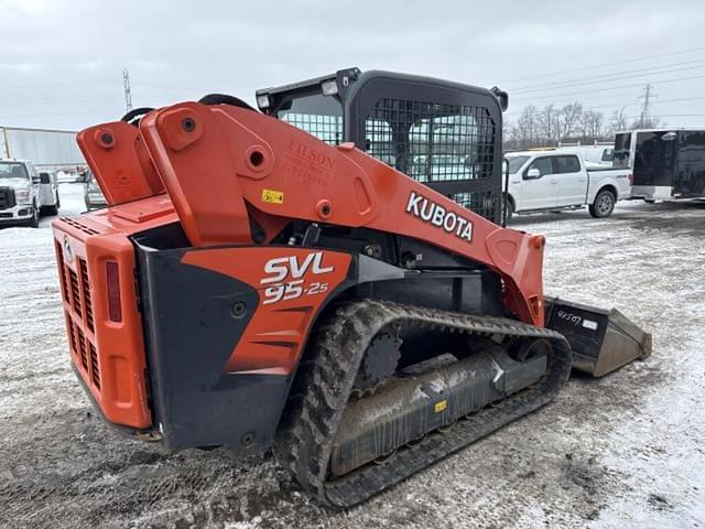 Image of Kubota SVL95-2S equipment image 2