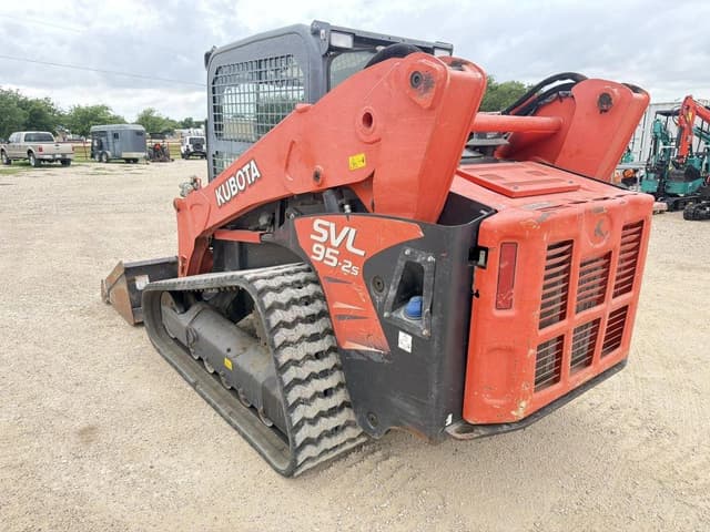 Image of Kubota SVL95-2S equipment image 2