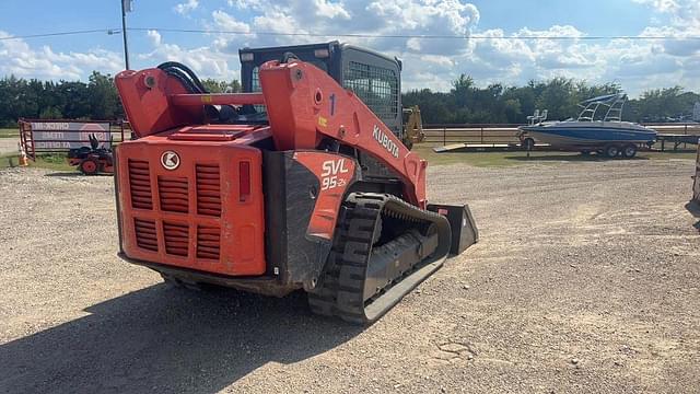 Image of Kubota SVL95-2S equipment image 3