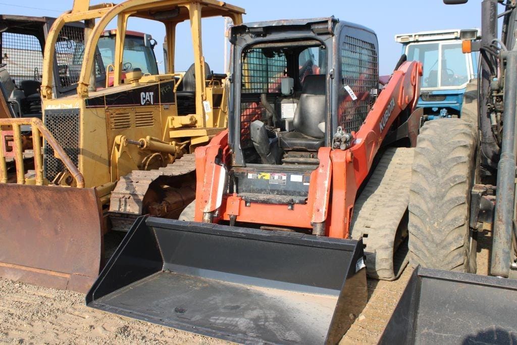 Kubota SVL95-2S Equipment Image0