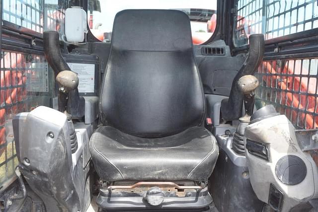 Image of Kubota SVL95-2S equipment image 4