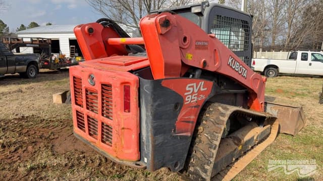 Image of Kubota SVL95-2S equipment image 4