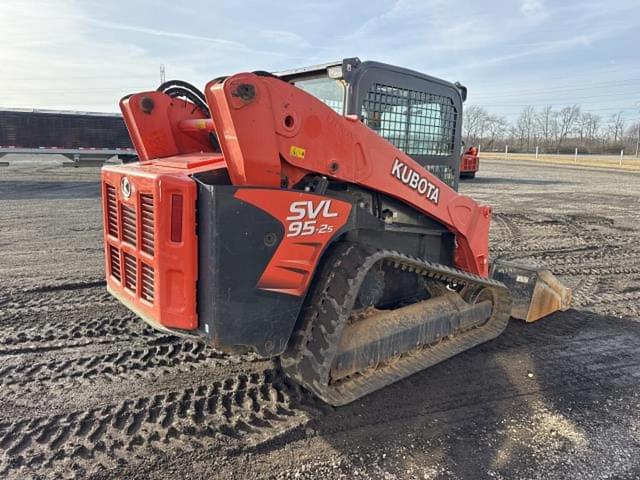 Image of Kubota SVL95-2S equipment image 3