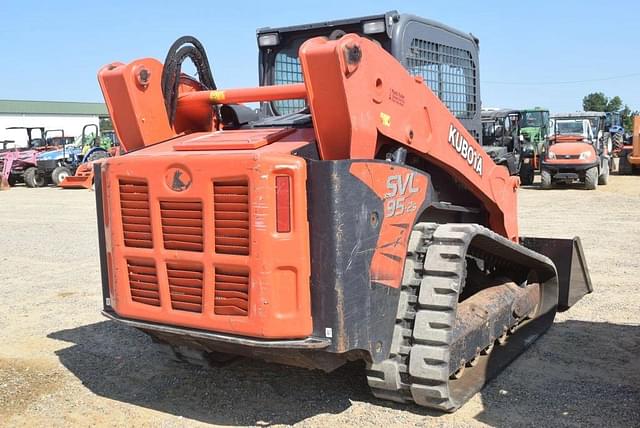 Image of Kubota SVL95-2S equipment image 2