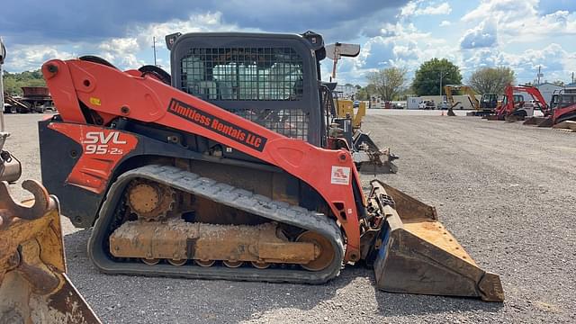 Image of Kubota SVL95-2S equipment image 3