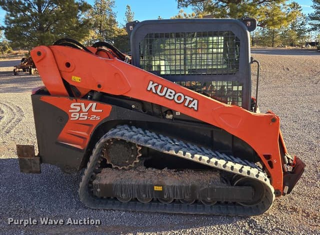 Image of Kubota SVL95-2S equipment image 3