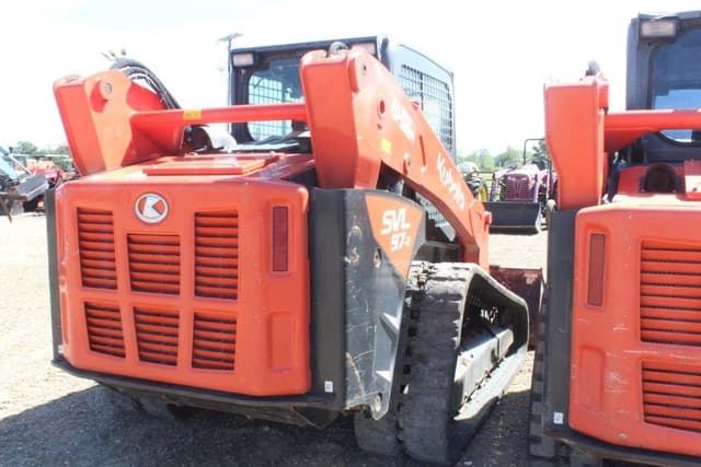 Image of Kubota SVL97-2 equipment image 2