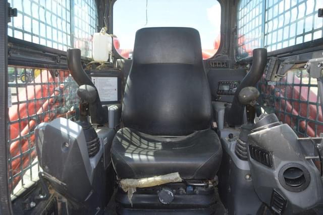 Image of Kubota SVL97-2 equipment image 4