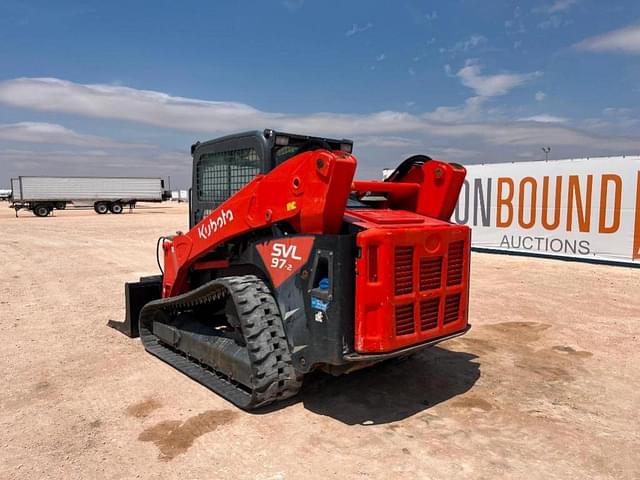 Image of Kubota SVL97-2 equipment image 2