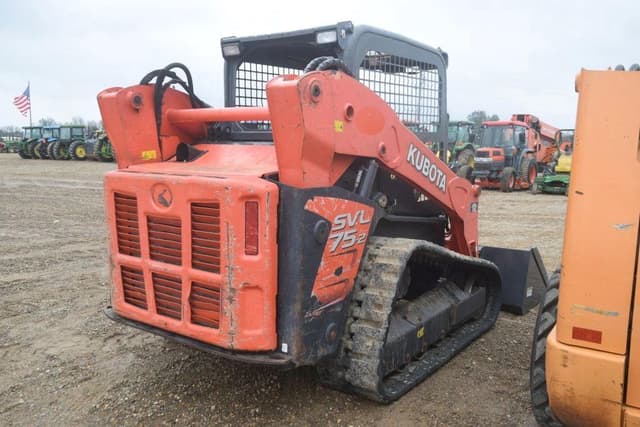 Image of Kubota SVL75-2 equipment image 2