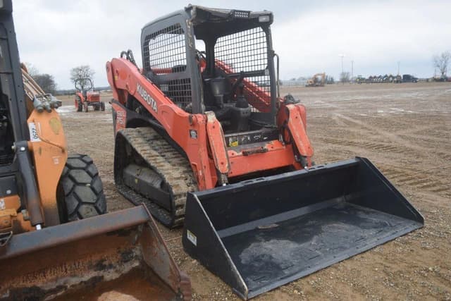 Image of Kubota SVL75-2 equipment image 3