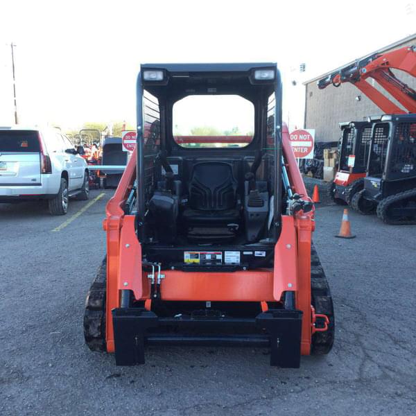 Image of Kubota SVL65-2 equipment image 2