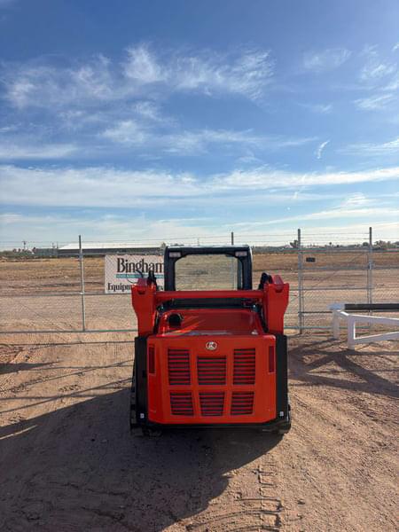 Image of Kubota SVL65-2 equipment image 3