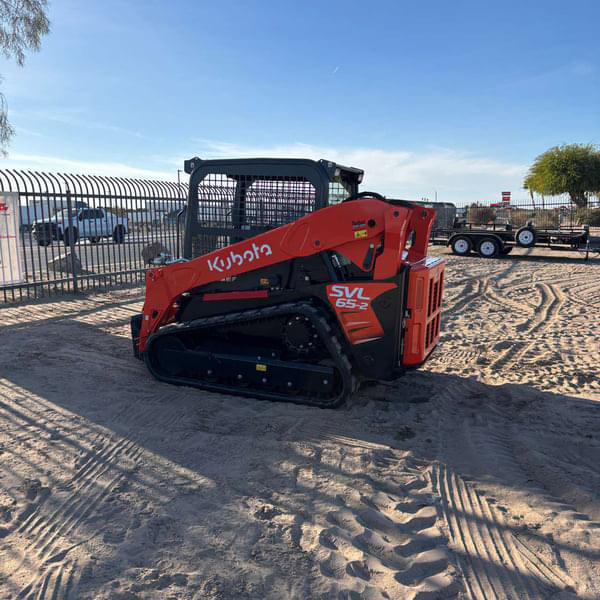 Image of Kubota SVL65-2 Primary image