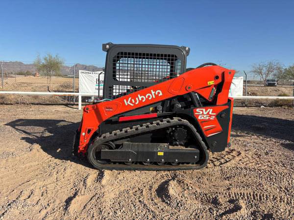 Image of Kubota SVL65-2 Primary image