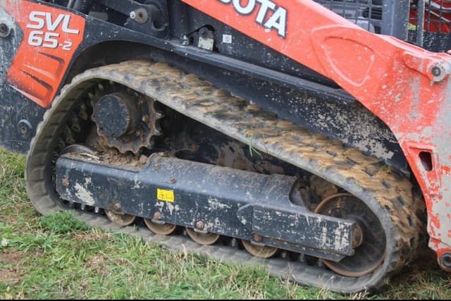 Image of Kubota SVL65-2 equipment image 3